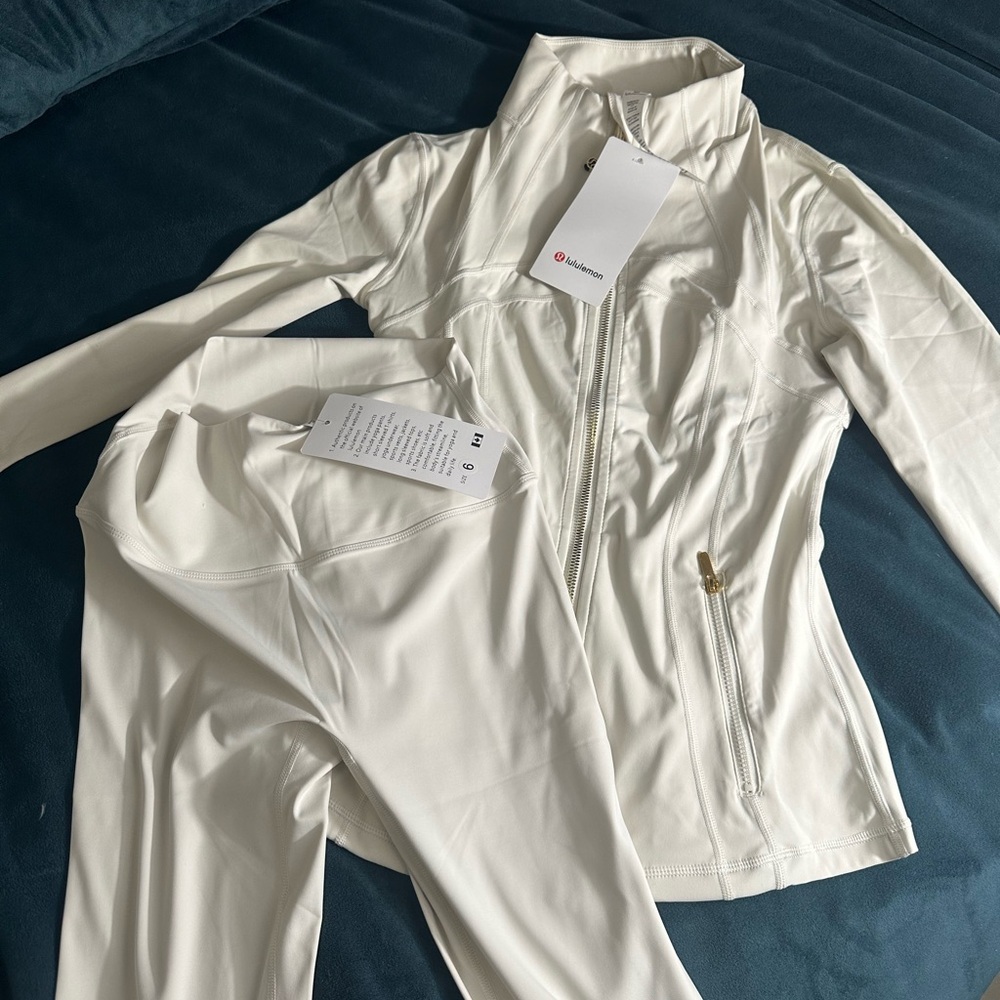 Lululemon Athletica White Leggings Set - Picture 2 of 5